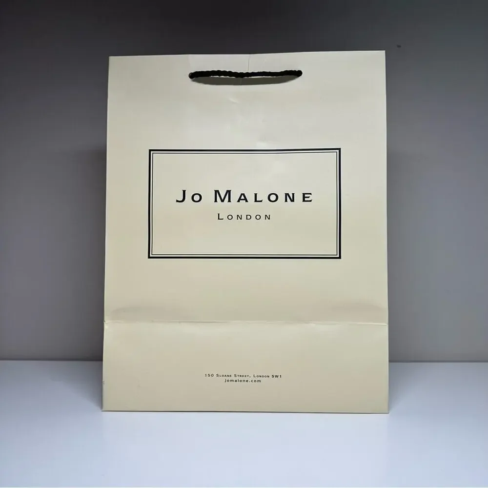 Jo Malone | Gift Bag & Gift Box | Cream | W5.25 x H5.25 x L2.5 inch (box)